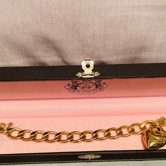 Juicy Couture Charm Bracelet w/ Charms